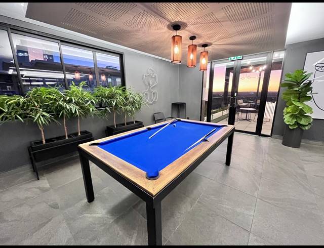 1 BEDROOM APARTMENT FOR SALE IN SANDTON CENTRAL